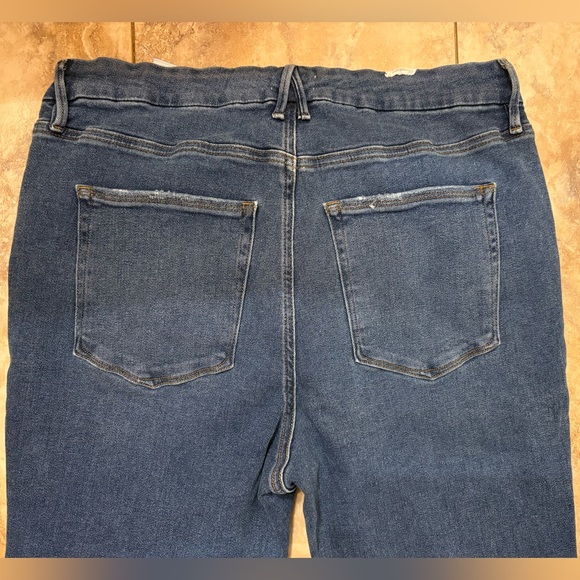 Good American Good Legs | Twisted Slit Jeans in INDIGO Women’s Size 16 - Picture 10 of 13
